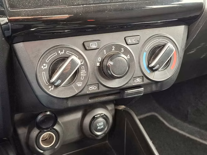 SUZUKI SWIFT 2024