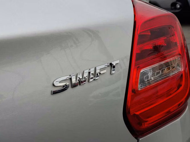 SUZUKI SWIFT 2024