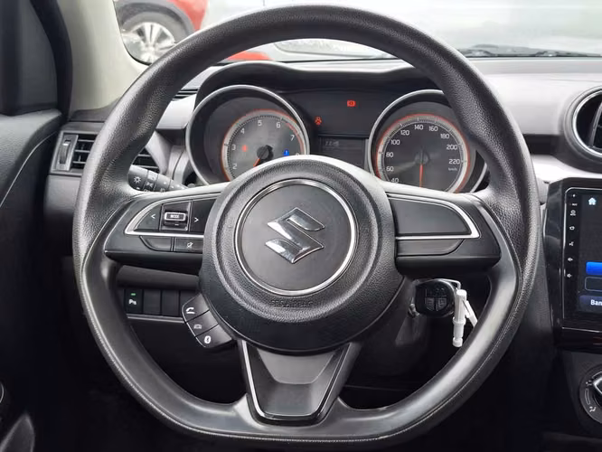 SUZUKI SWIFT 2024