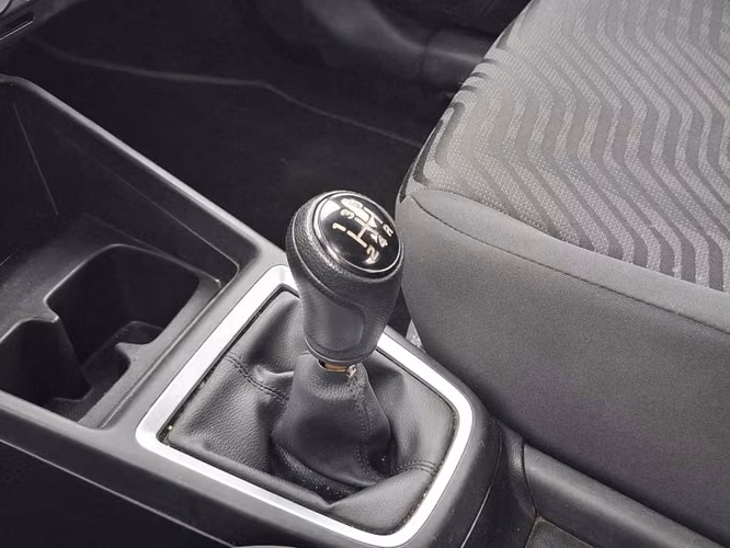 SUZUKI SWIFT 2024