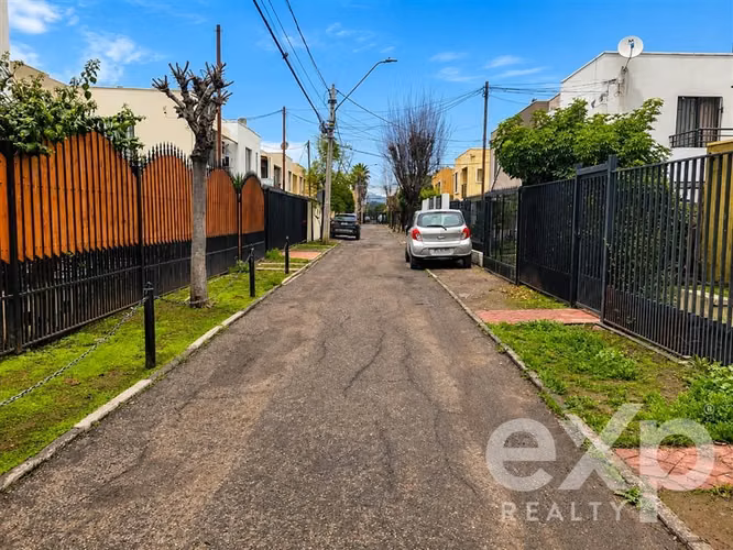 Casa en Venta Maipú 3 Dormitorios 3 Baños Barrio Cerrado