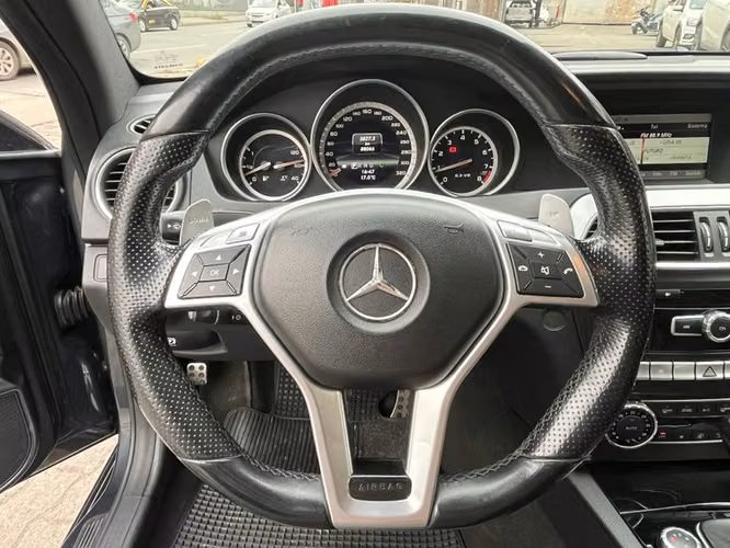 MERCEDES BENZ C 63 AMG COUPE - 2014 | 367