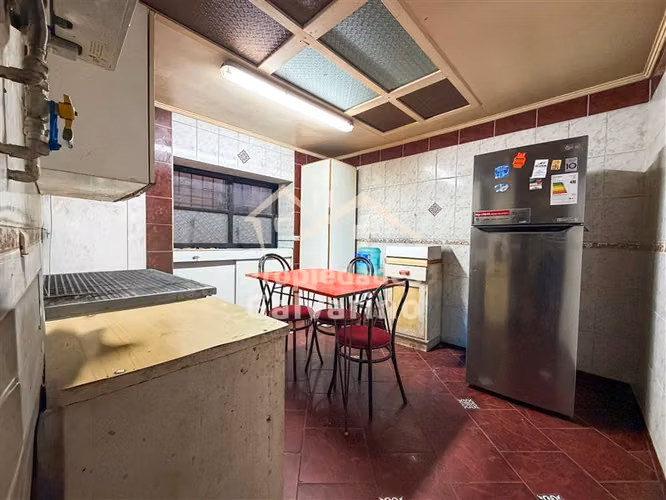 Amplia casa en venta de 3 dorm. en Las Compañias