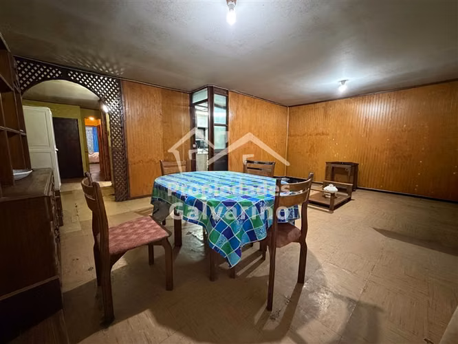 Amplia casa en venta de 3 dorm. en Las Compañias
