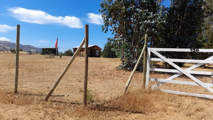 SE VENDE PARCELA CON CABAÑA 36 mts2. construidos, terreno 5.000 MT2