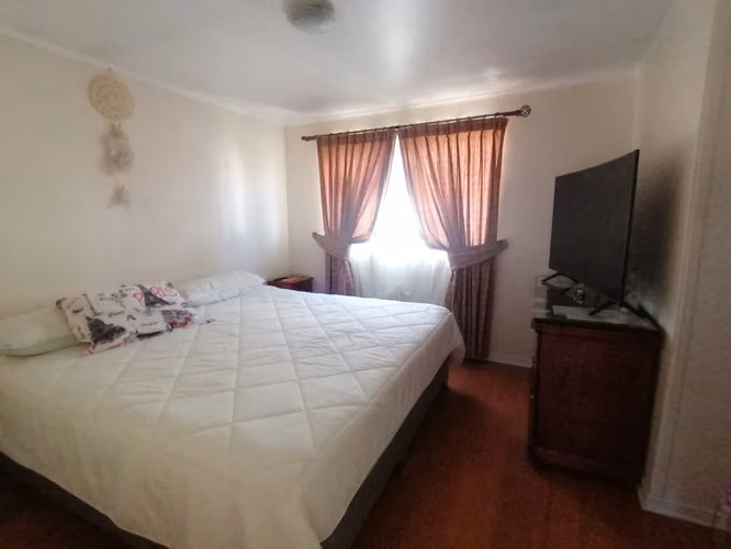 SE VENDE HERMOSA CASA AISLADA, CIUDAD DEL SOL, PTE ALTO 4.600 U.F