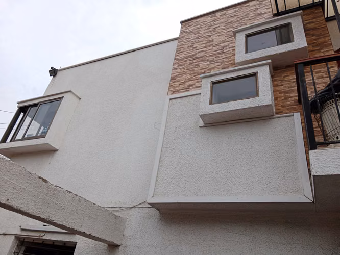 EXCELENTE CASA EN VENTA, GRAN TERRENO 4.280 U.F