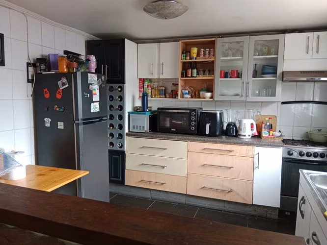 EXCELENTE CASA EN VENTA, GRAN TERRENO 4.280 U.F