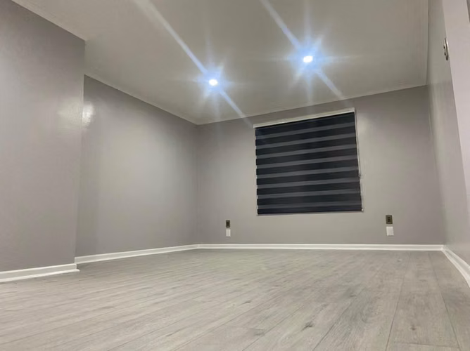 SE VENDE HERMOSA CASA 2 PISOS, SAN JOAQUIN 4.280 U.F