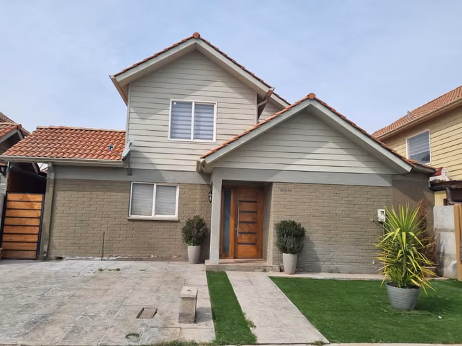Casa En Venta Condominio Los Coihues, Larapinta Lampa