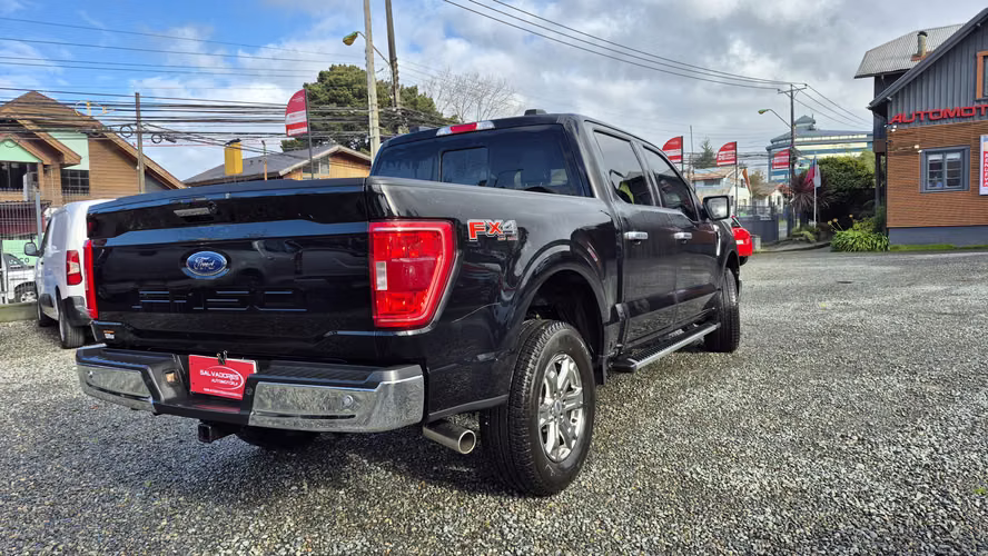 FORD F-150 XLT 5.0 2024 - Imagen 5