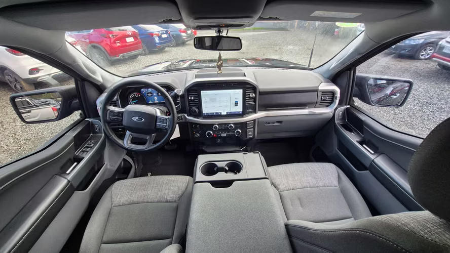 FORD F-150 XLT 5.0 2024 - Imagen 16