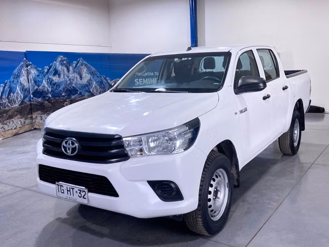 HILUX DX 4X2 TGHT32-SANTIAGO