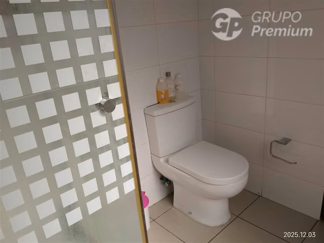 Arriendo amplia casa en exclusivo sector Las Condes - Imagen 19