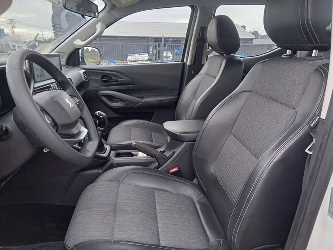 PEUGEOT LANDTREK 2023