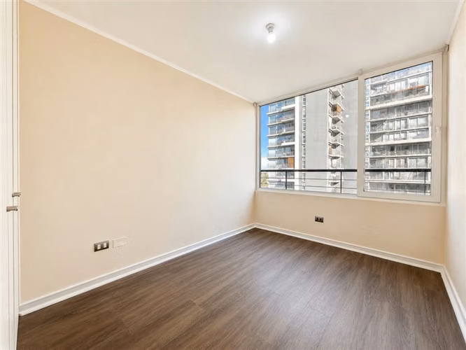 Metro Las Torres Departamento venta 3 dorm. 2 estac. Macul