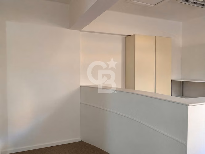 Venta Casa Suecia Ideal Oficina Ubicación Conectividad CBG