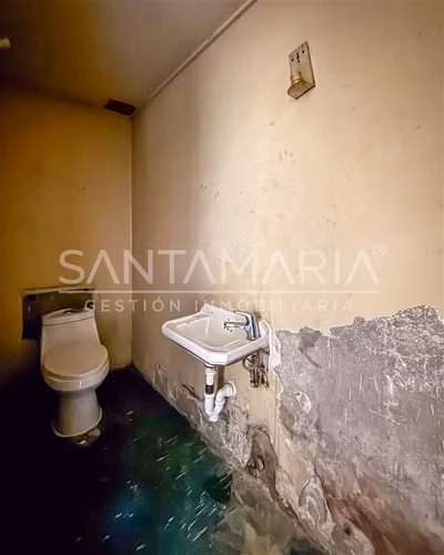 Local Comercial en arriendo en calle Freire, Concepción
