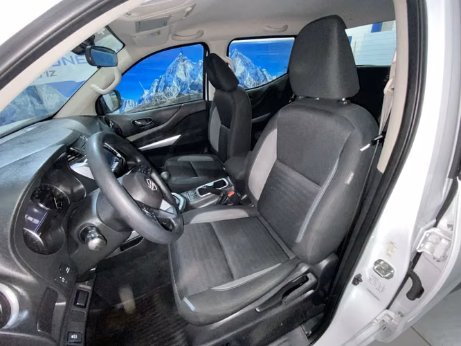 NAVARA XE 4X4 SXCH57-SANTIAGO