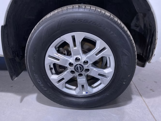 NAVARA XE 4X4 SXCH57-SANTIAGO