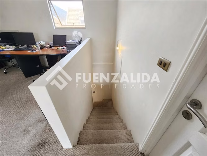 Casa en venta de 3 dorm. en La Florida