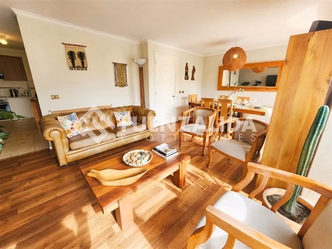 Casa en venta de 3 dorm. en La Florida