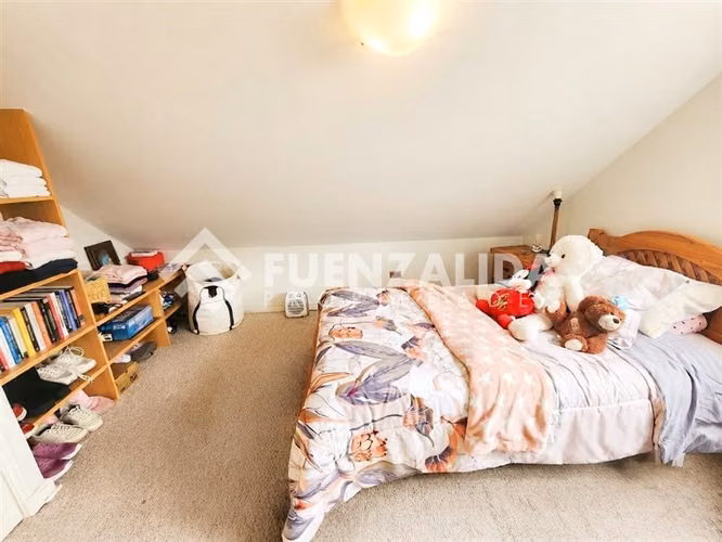 Casa en venta de 3 dorm. en La Florida