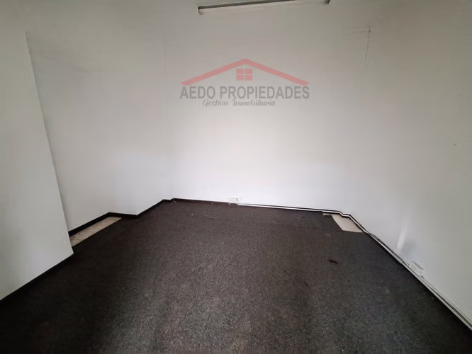 Se Arrienda Amplia Casa, Rubro Comercial, en pleno centro de Quillota