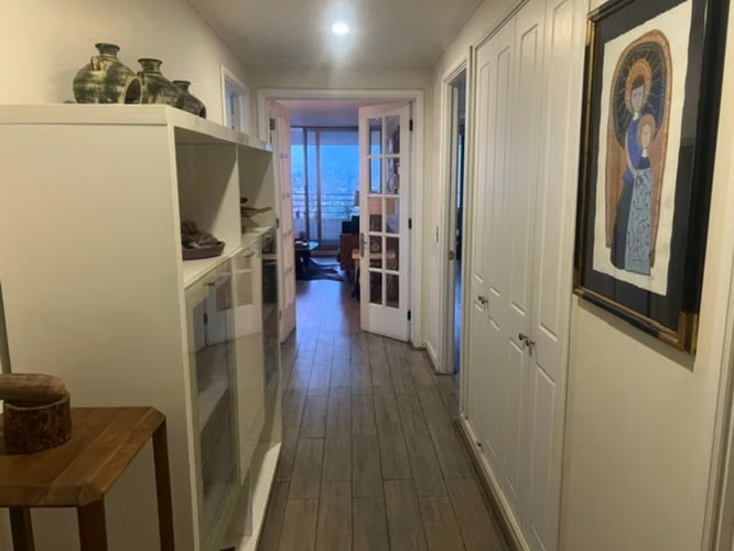 Arriendo Impecable Depto.  Capitan Crosbie / Hnos. Cabot / Kennedy / Las Condes