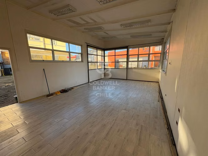 Excelente Local comercial en arriendo.