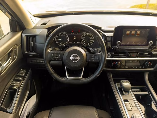 NISSAN PATHFINDER ADVANCE CVT - 2023 | 2615