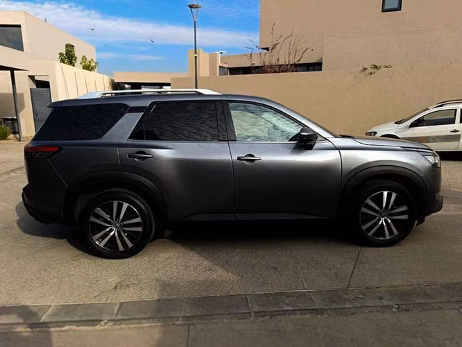 NISSAN PATHFINDER ADVANCE CVT - 2023 | 2615