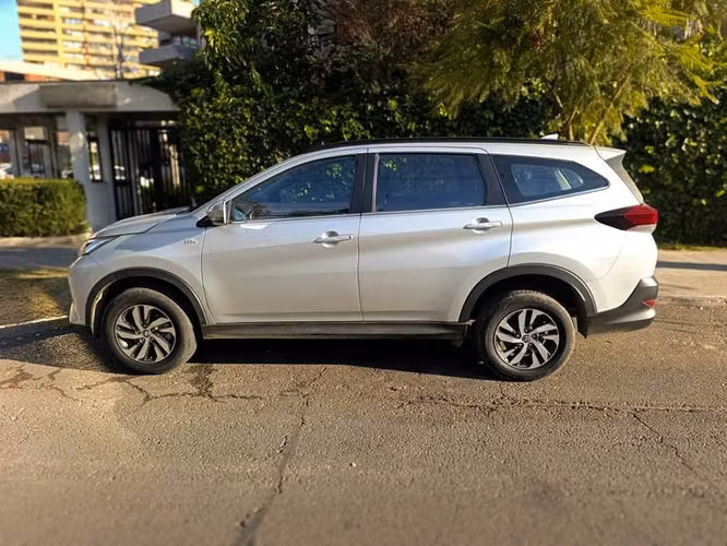 TOYOTA RUSH 1.5 XEI AT - 2022 | 2587