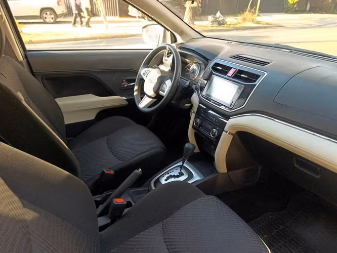 TOYOTA RUSH 1.5 XEI AT - 2022 | 2587