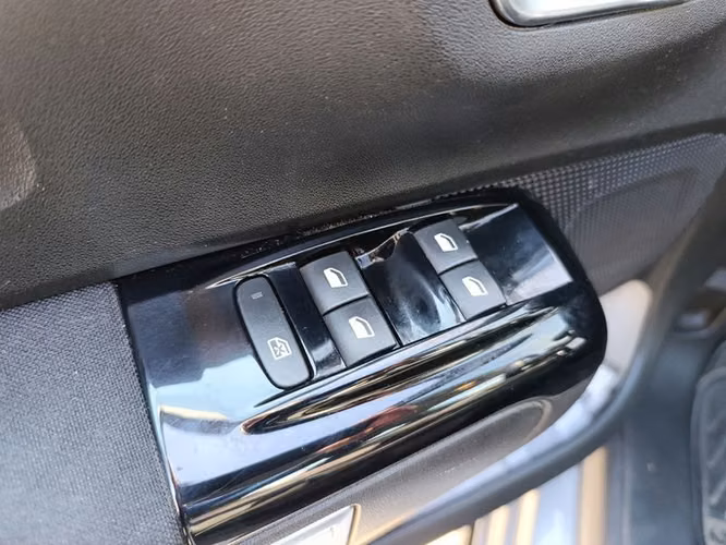 CITROEN C3 PURETECH 82 BVM LIVE - 2019 | 2661