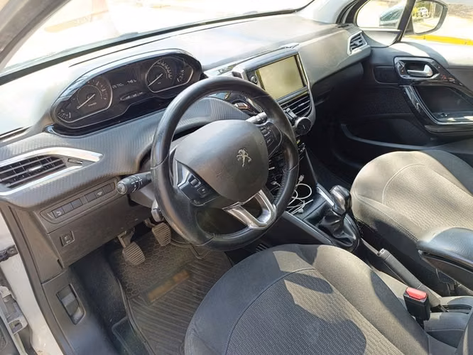 PEUGEOT 208 SIGNATURE BLUE - 2020 | 2686