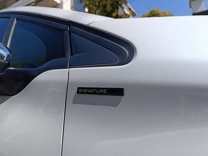 PEUGEOT 208 SIGNATURE BLUE - 2020 | 2686