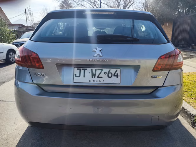 PEUGEOT 308