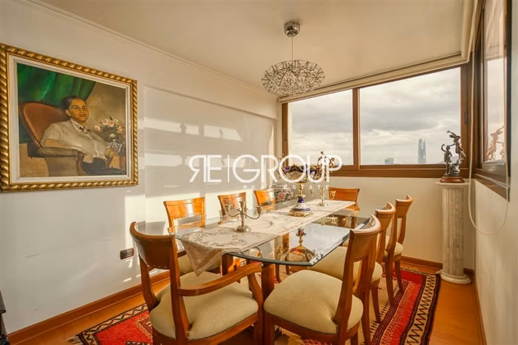 Departamento en venta de 2 dorm. en Las Condes