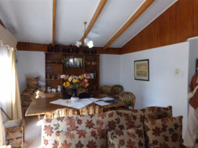 Sitio con casa en venta en centro Talagante