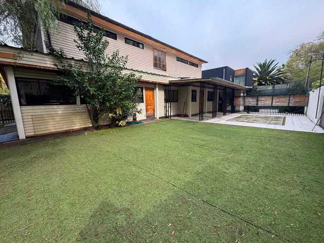 Arriendo propiedad comercial gran tamaño (178374)