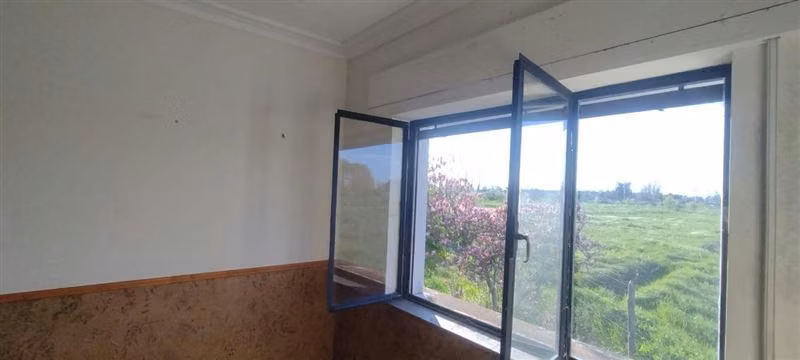 Casa en venta de 4 dorm. en Linares