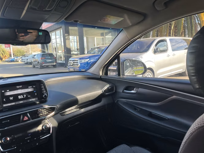 HYUNDAI SANTA FE 2.2 CRDI VALUE 2WD 3 CORRIDAS