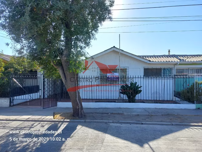 Casa de Un Piso Completamente Solida, 4 Dormitorios, 1 Baño, San Joaquín.