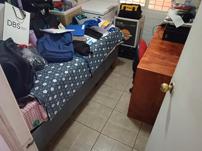 PROPIEDAD EN EL PRIMER PISO EN PASAJE EL TEBO, LARAPINTA.