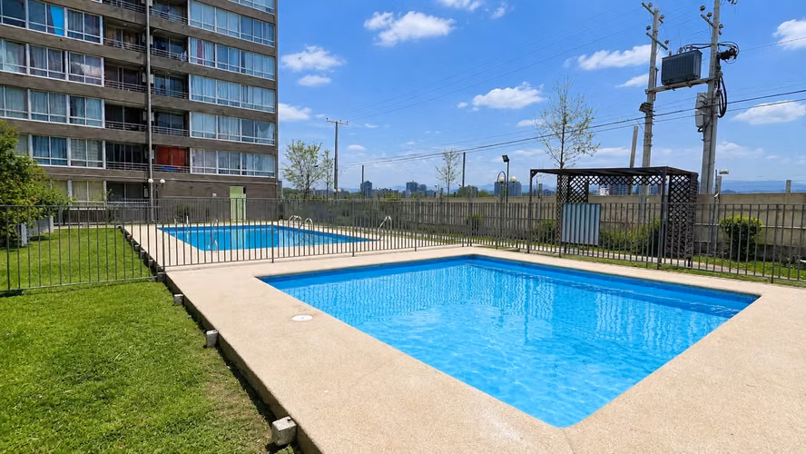 AMPLIO DEPTO 3D EN CONDOMINIO CON PISCINA