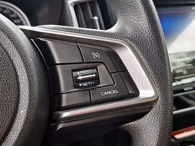SUBARU FORESTER 2024