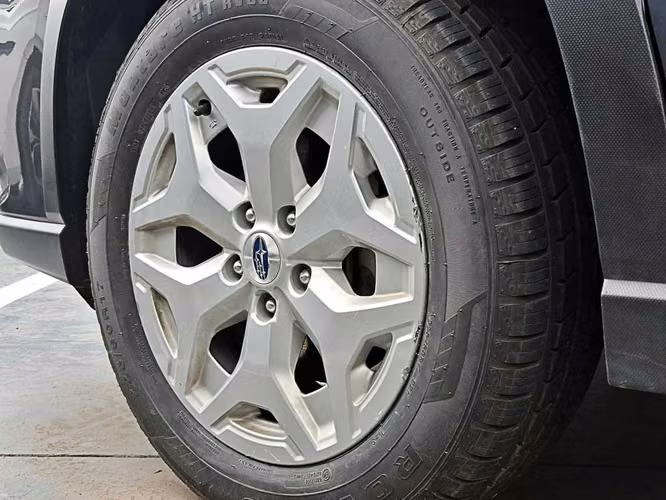 SUBARU FORESTER 2024
