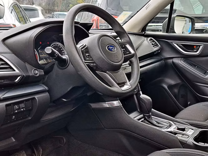 SUBARU FORESTER 2024