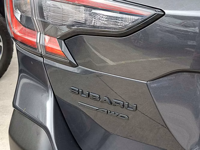 SUBARU OUTBACK 2023